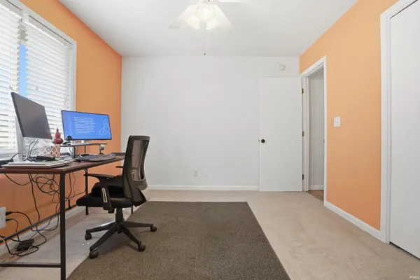 $324,900 | 5122 Woodridge Drive, Newburgh, IN 47630