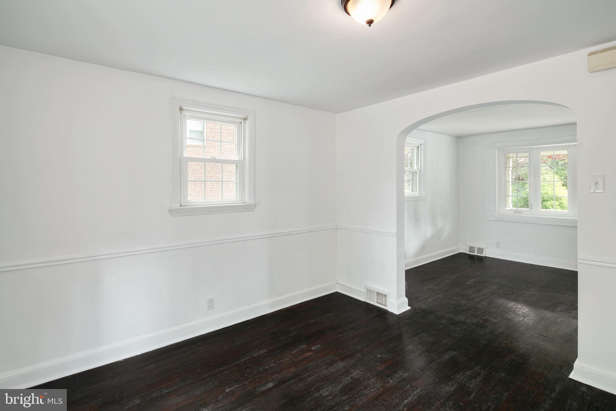 252 Friendship Road Drexel Hill, PA 19026 - Photo 8 of 30 Dining Room