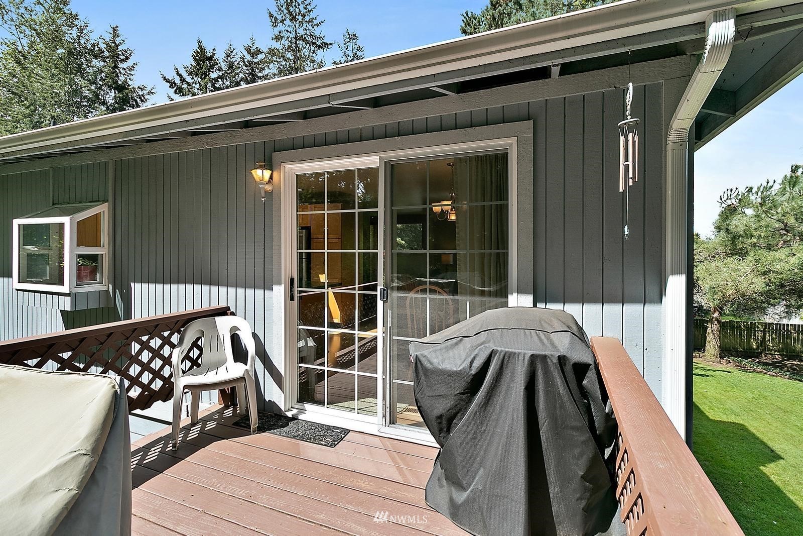 509 Roe Street Steilacoom, WA 98388 - Photo 29 of 40 a view of deck with patio