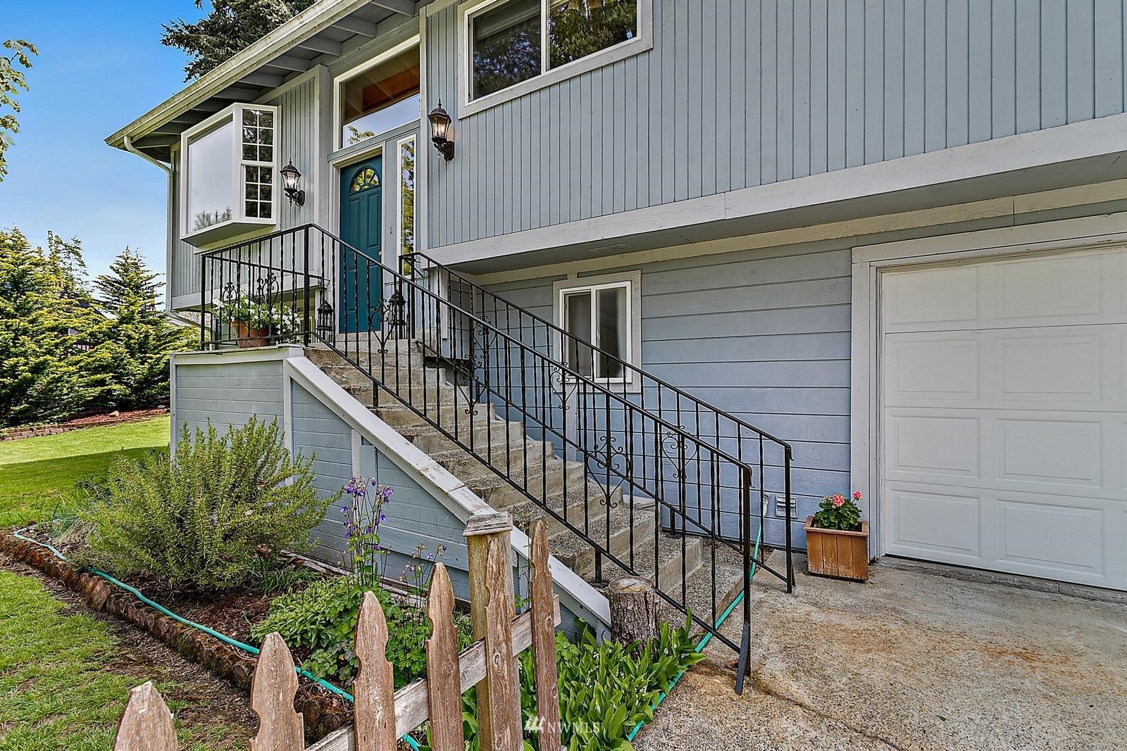 509 Roe Street Steilacoom, WA 98388 - Photo 32 of 40