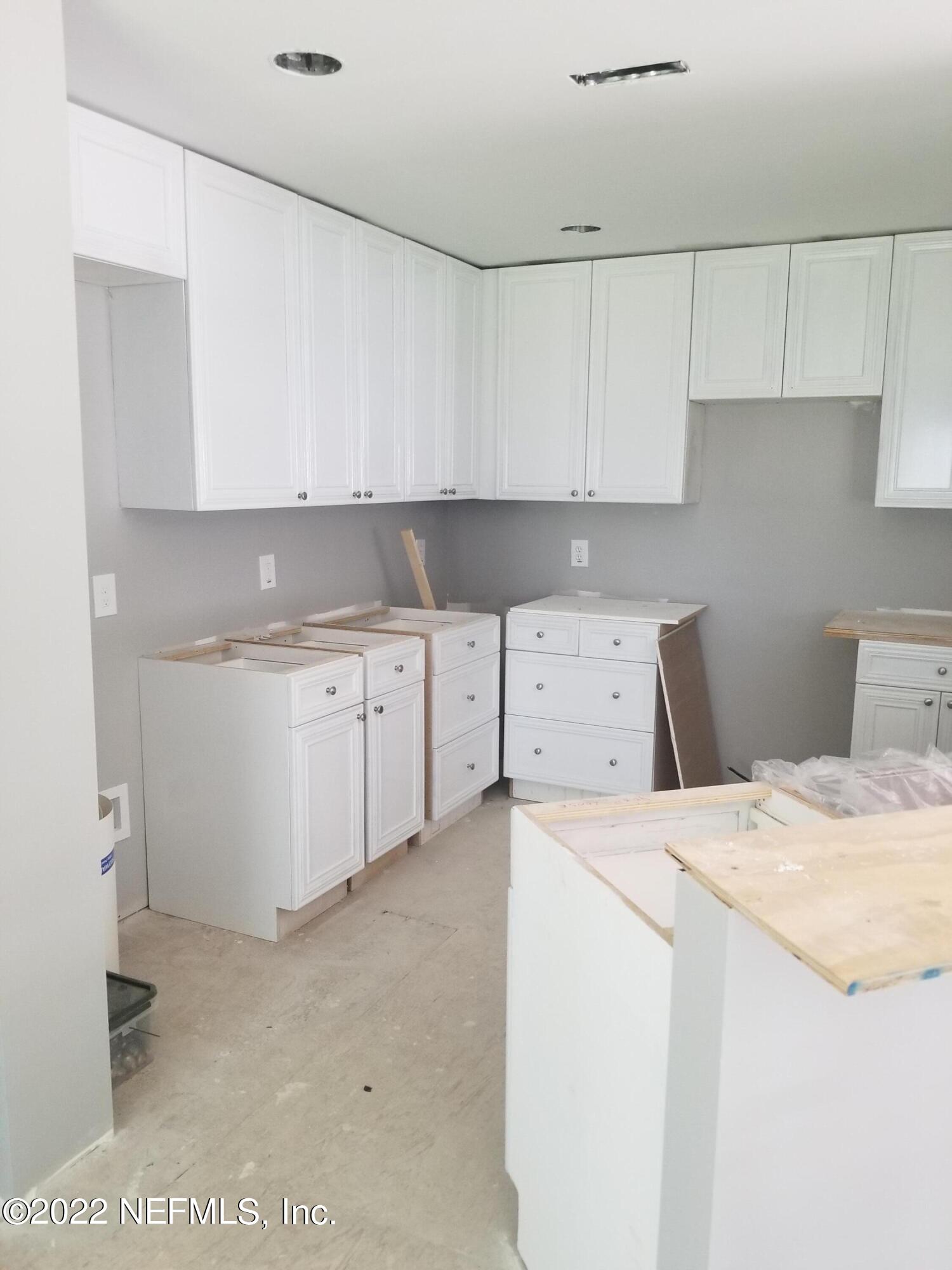 8505 Southwest 137th Street Starke, FL 32091 - Photo 5 of 10