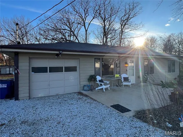 $249,000 | 10 Doris Avenue, O'Fallon, MO 63368