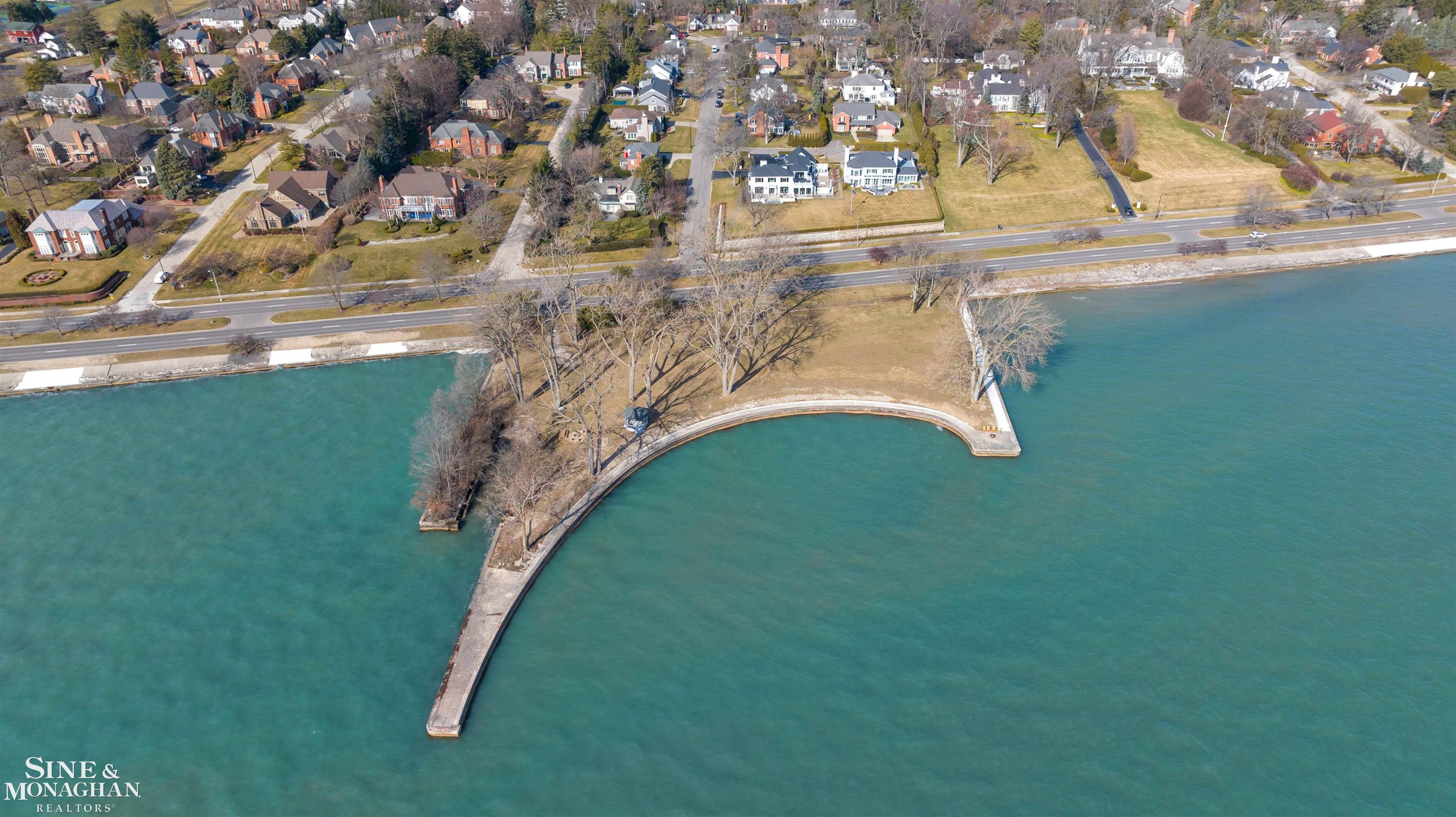 32 Harbor Hill Road Grosse Pointe, MI 48236 - Photo 47 of 52 50140306-3fef6917-9653-42e7-a7a4-aa623b520ce2.JPG