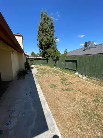 $319,900 | Undisclosed Address, Bakersfield, CA 93312