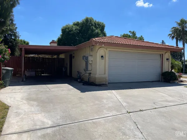 $319,900 | Undisclosed Address, Bakersfield, CA 93312