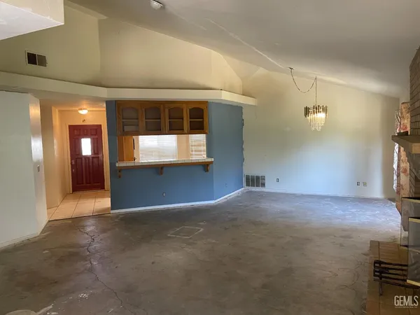 $319,900 | Undisclosed Address, Bakersfield, CA 93312