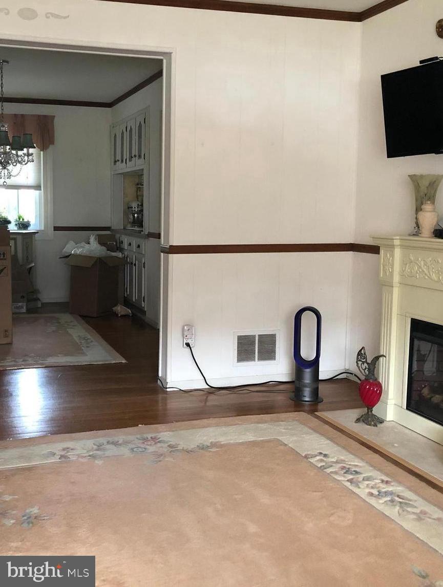 5711 Utrecht Road Baltimore, MD 21206 - Photo 12 of 35