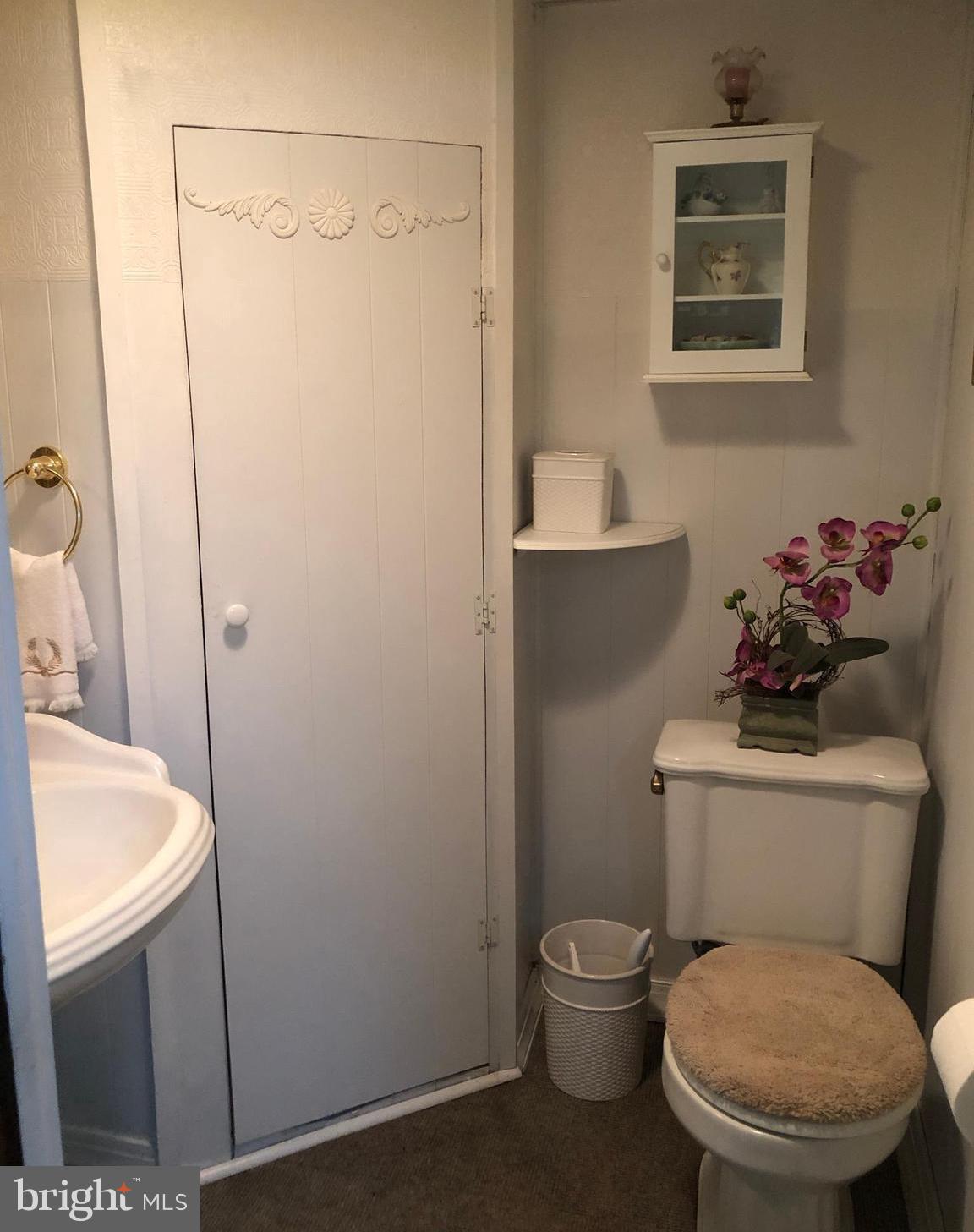 5711 Utrecht Road Baltimore, MD 21206 - Photo 29 of 35 Downstairs 1/2 bath
