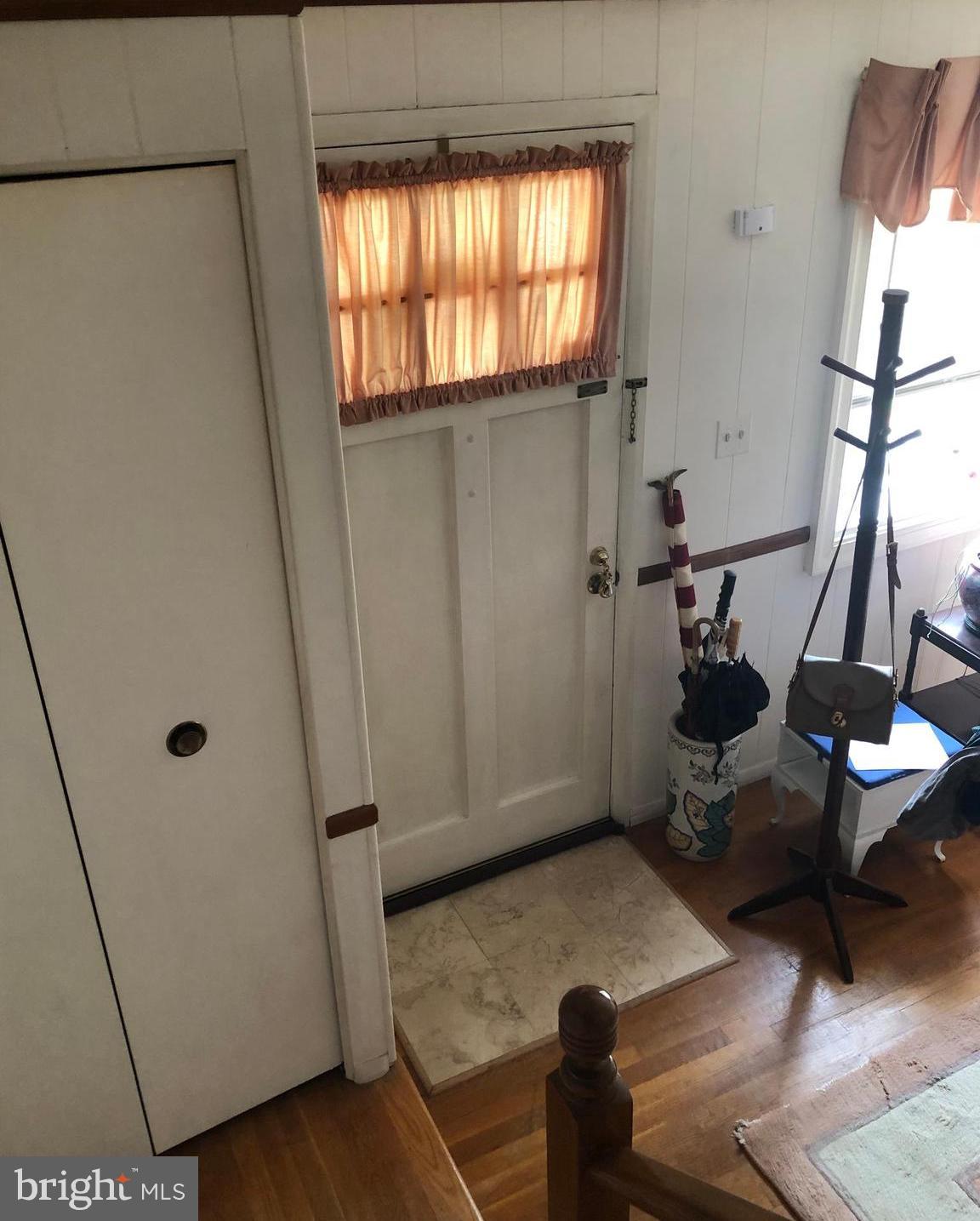 5711 Utrecht Road Baltimore, MD 21206 - Photo 3 of 35