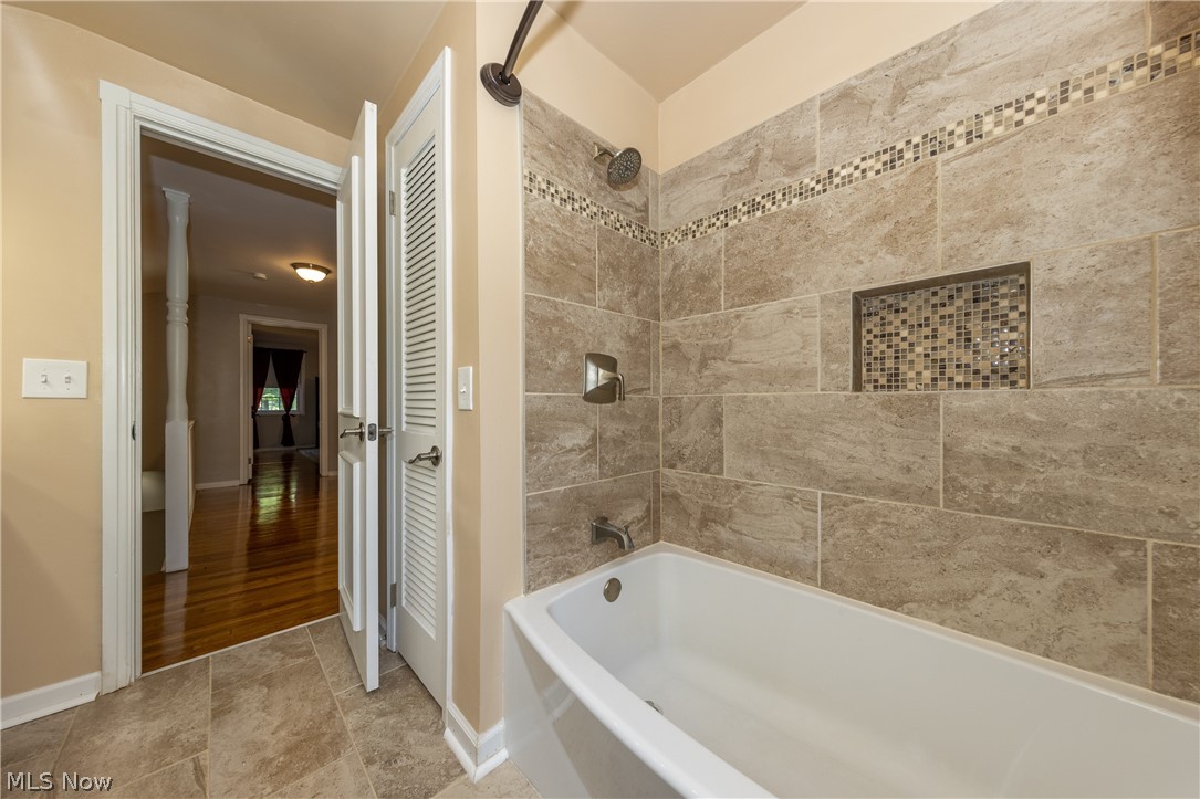 3573 Atherstone Road Cleveland, OH 44121 - Photo 27 of 33