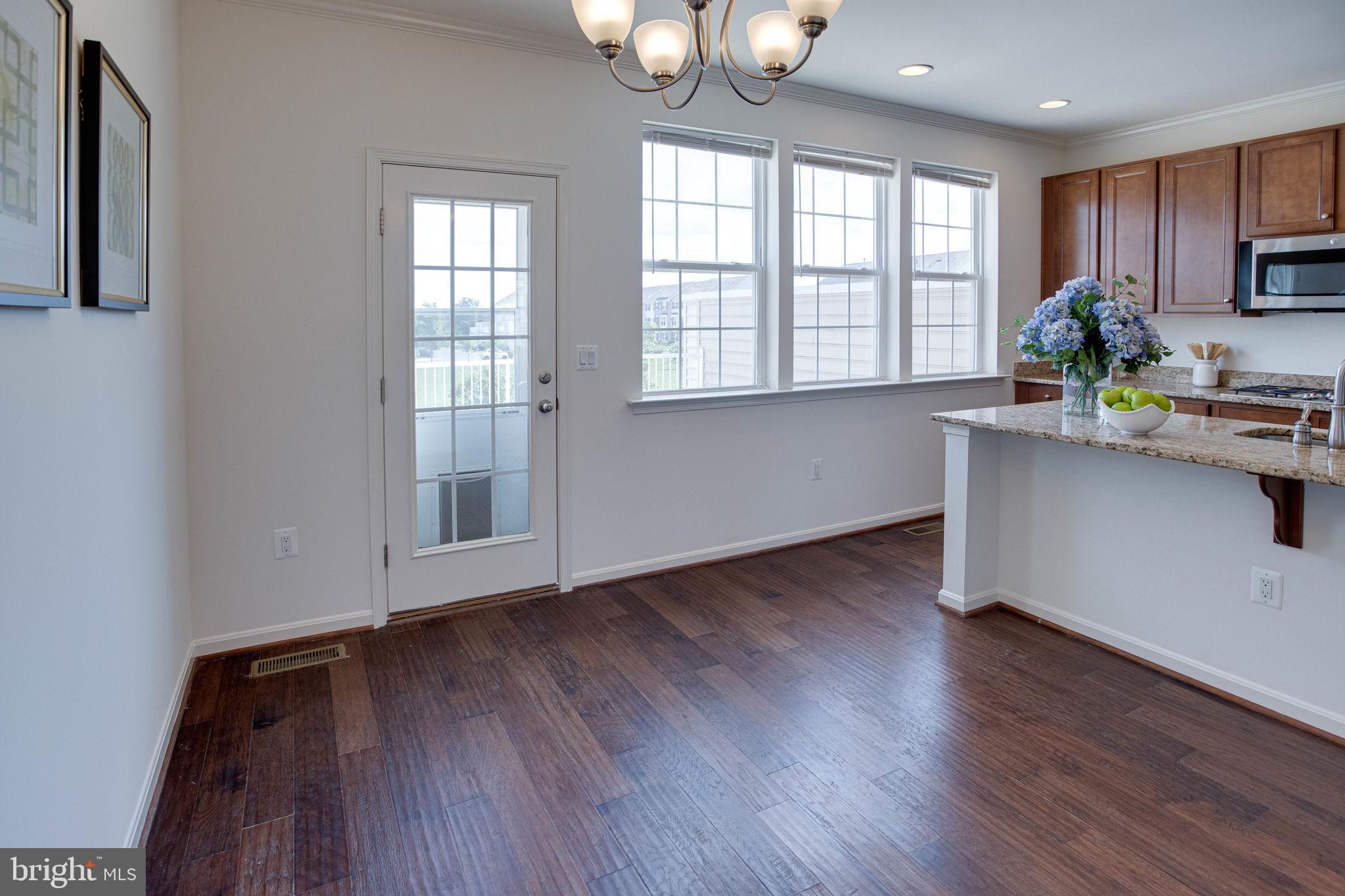 25636 Pleasant Valley Road Chantilly, VA 20152 - Photo 24 of 56