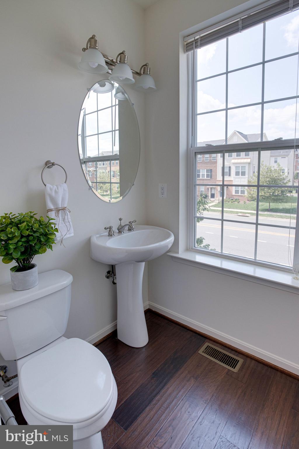 25636 Pleasant Valley Road Chantilly, VA 20152 - Photo 31 of 56