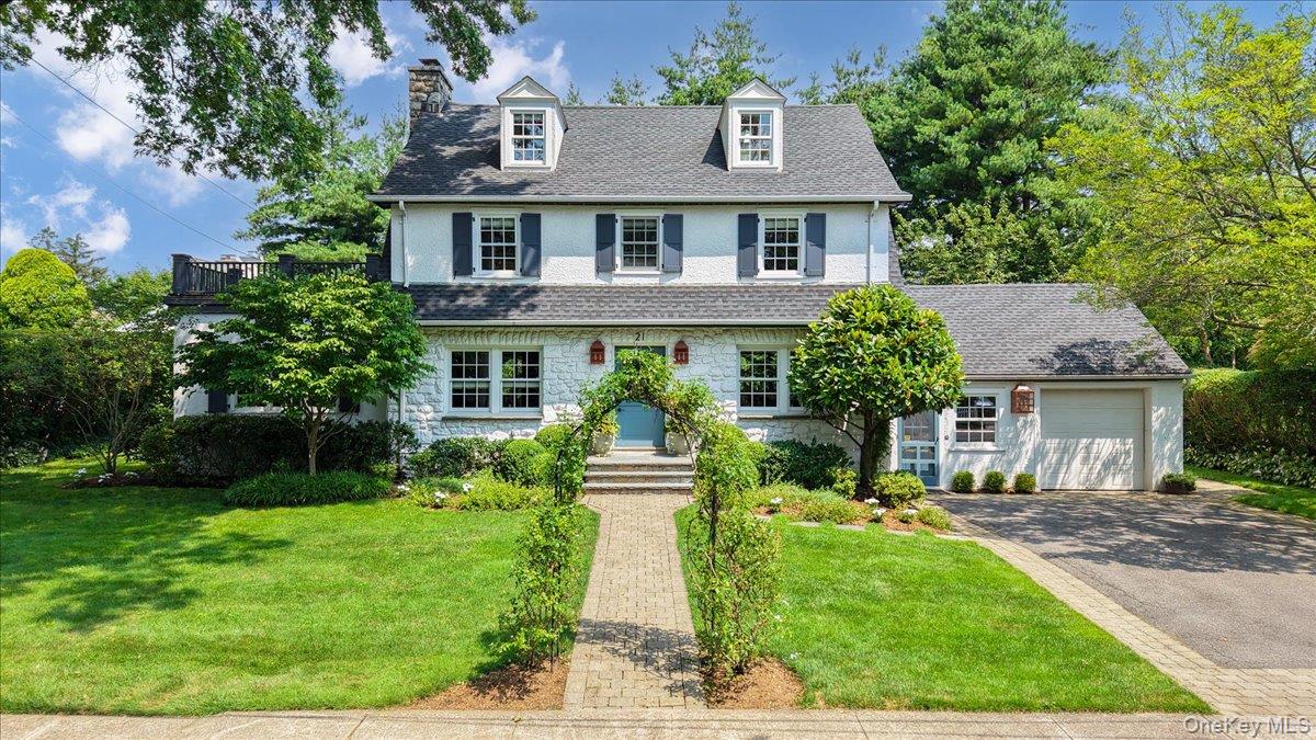 21 Orchard Road Larchmont, NY 10538 - Photo 2 of 48