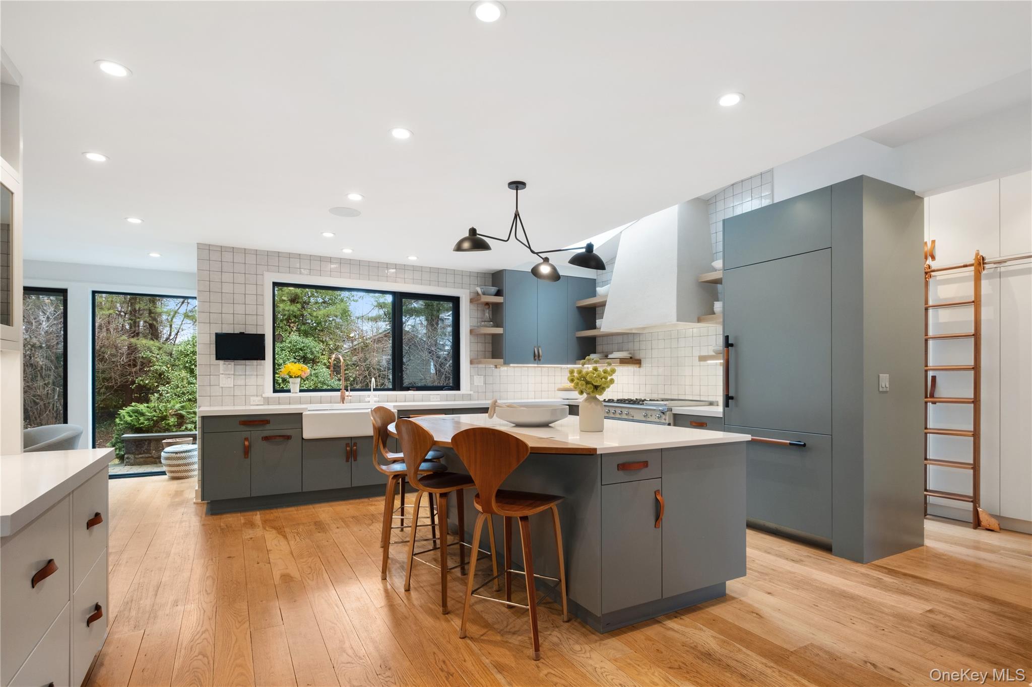 21 Orchard Road Larchmont, NY 10538 - Photo 7 of 48