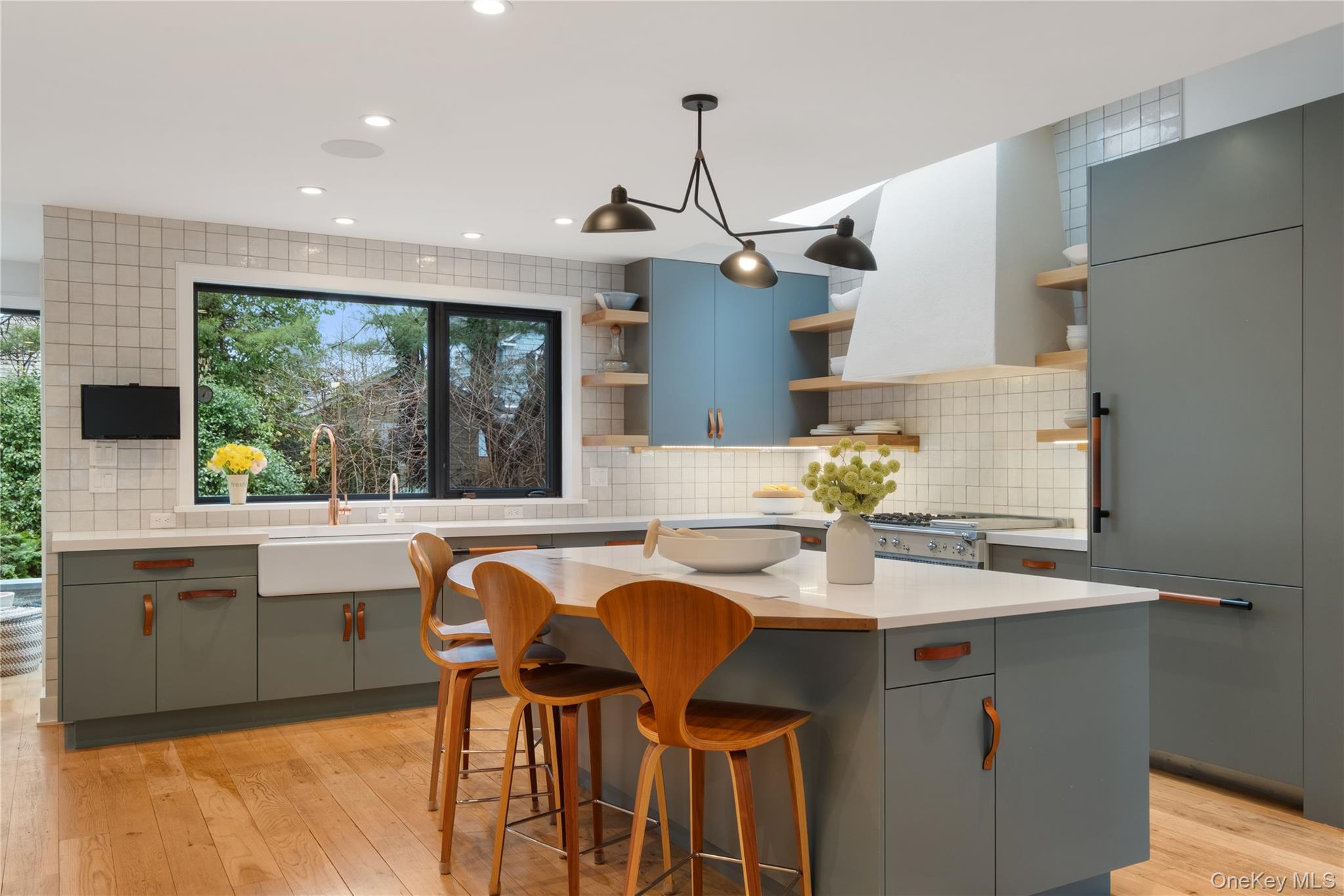 21 Orchard Road Larchmont, NY 10538 - Photo 8 of 48