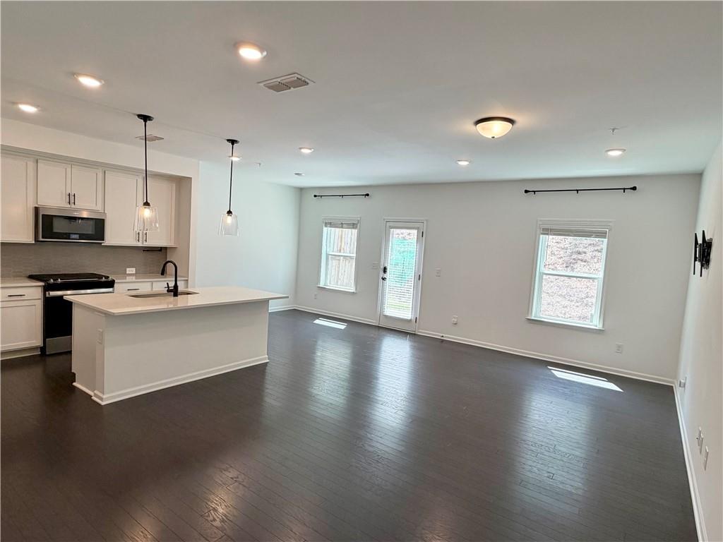 716 Vallin Street Cumming, GA 30041 - Photo 4 of 24