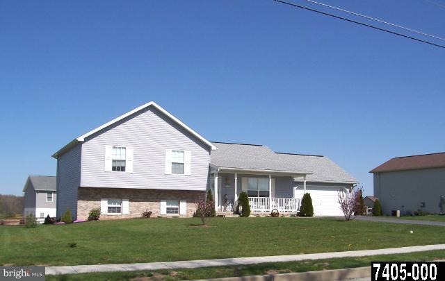 860 Hostetter Road Hanover, PA 17331 - Photo 2 of 9