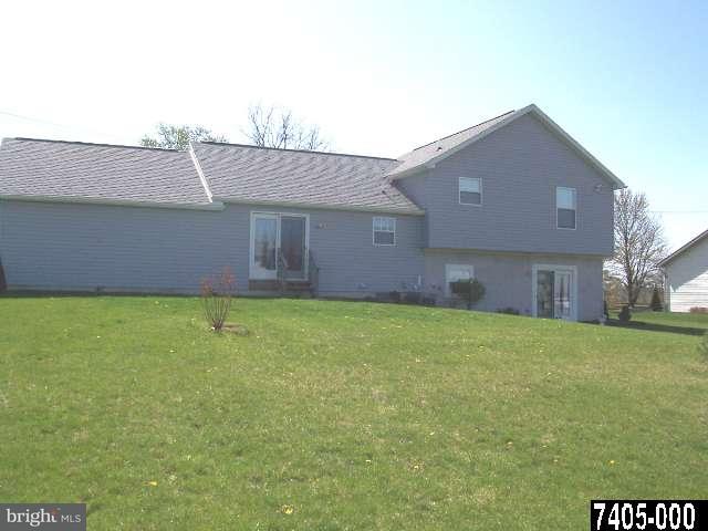860 Hostetter Road Hanover, PA 17331 - Photo 4 of 9