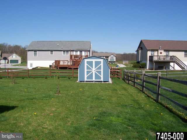 860 Hostetter Road Hanover, PA 17331 - Photo 5 of 9