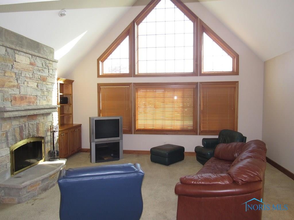 3019 Albon Road Maumee, OH 43537 - Photo 15 of 35 Gallery Image 15