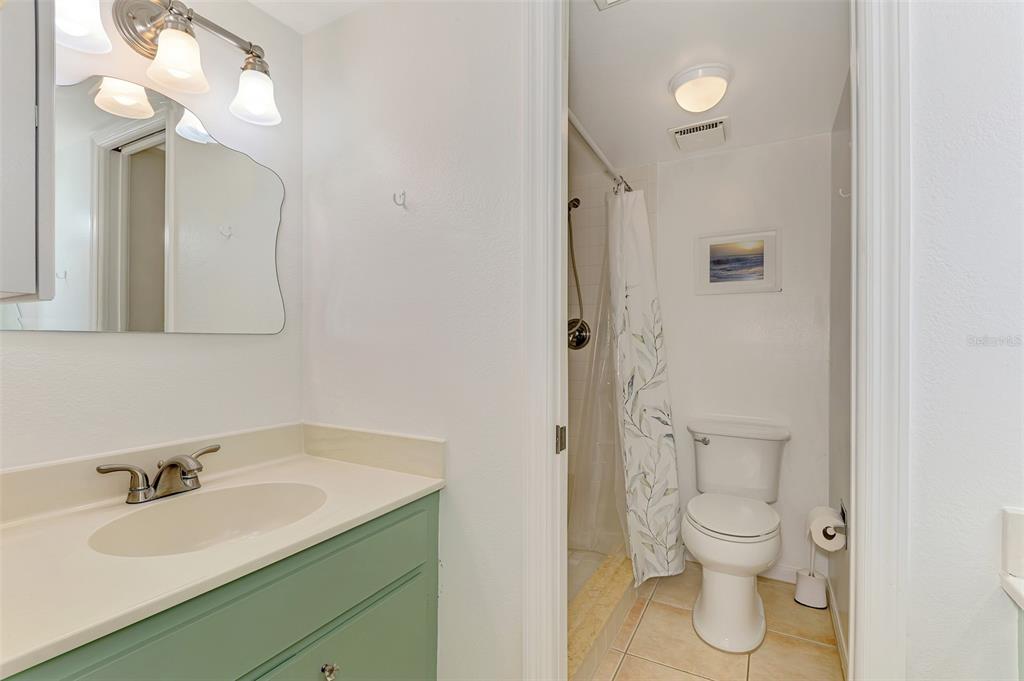 458 Cerromar Road, Unit 484 Venice, FL 34293 - Photo 25 of 38
