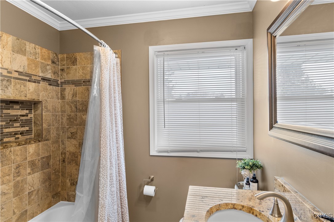 109 Cole Road De Witt, NY 13057 - Photo 12 of 25