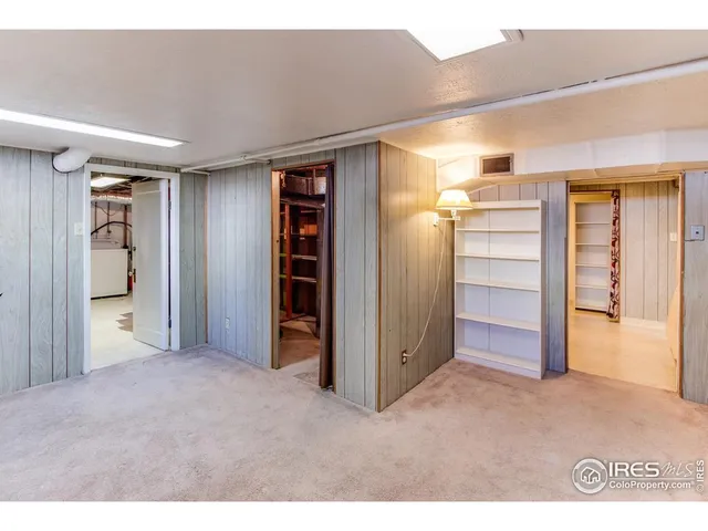 a view of empty room