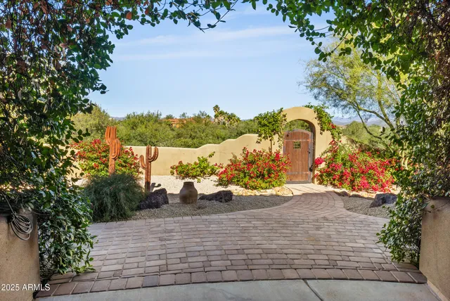 $1,235,000 | 15303 East Melanie Drive, Scottsdale, AZ 85262