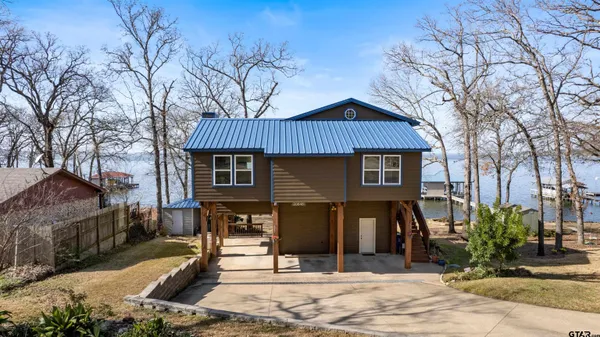 $574,900 | 20848 Bay Shore Drive, Flint, TX 75762