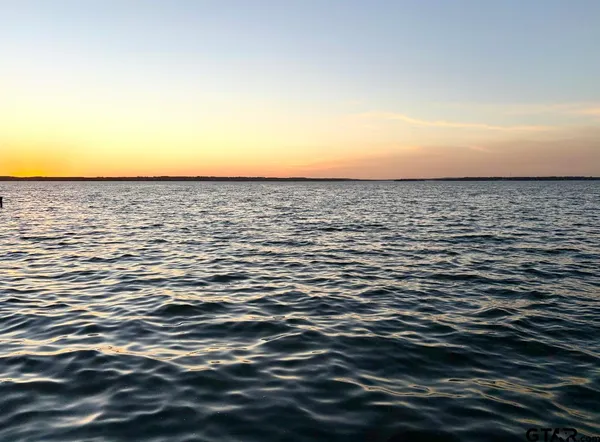 $574,900 | 20848 Bay Shore Drive, Flint, TX 75762