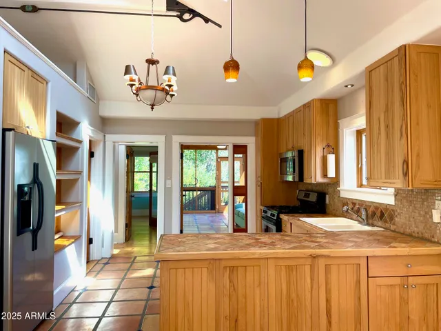 $465,000 | 11 Spring Canyon Road, Bisbee, AZ 85603