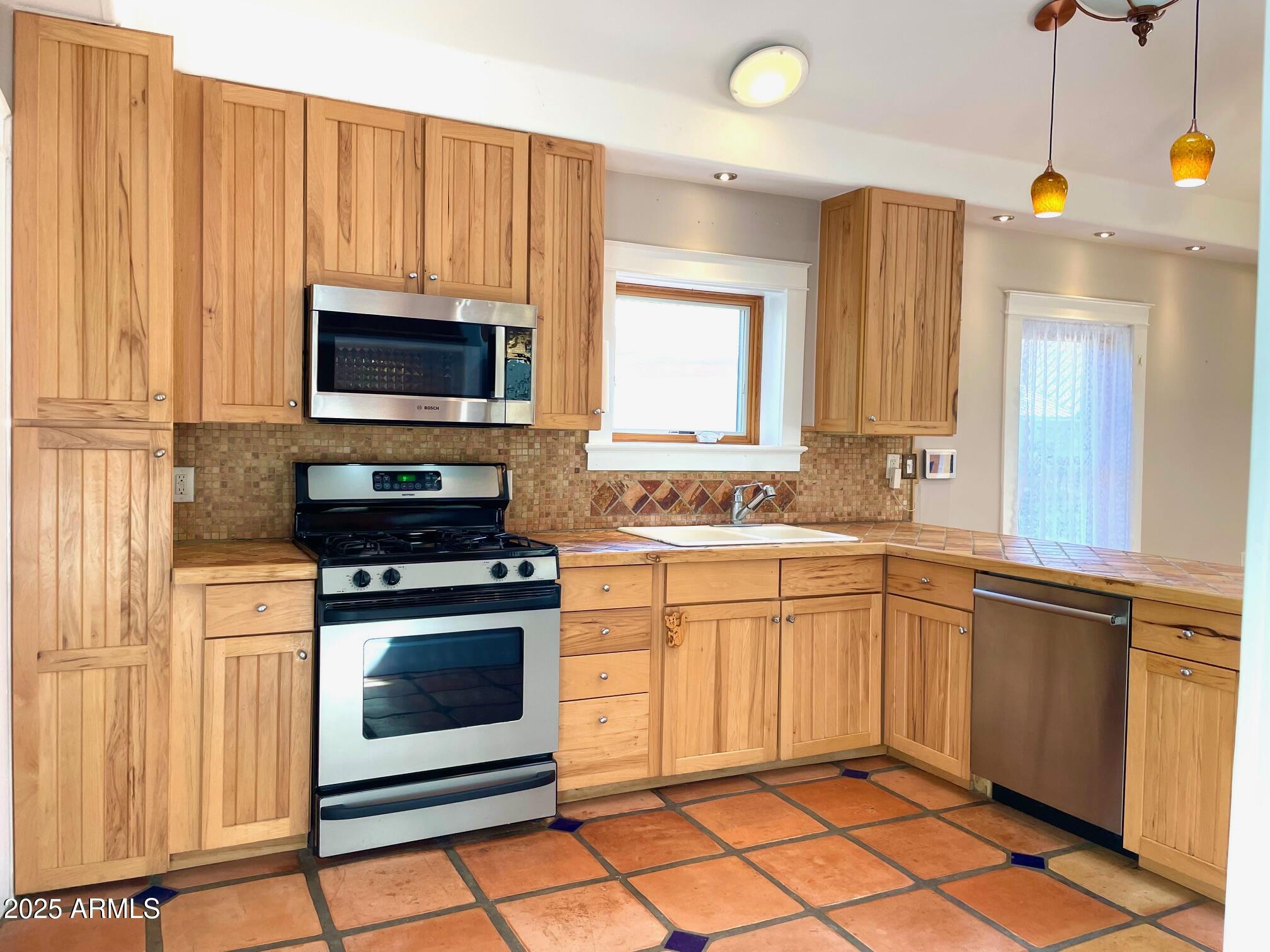 11 Spring Canyon Road Bisbee, AZ 85603 - Photo 22 of 48 18