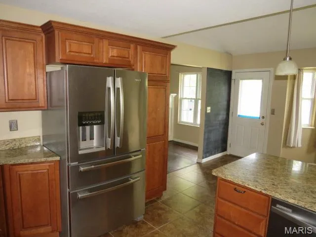 $244,900 | 71 Mimosa Drive, Granite City, IL 62040