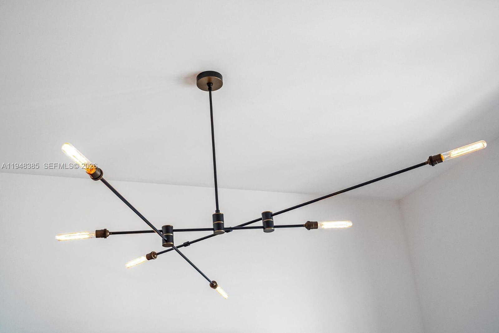 159 Northeast 6th Street, Unit 5101 Miami, FL 33132 - Photo 14 of 47 a view of a room