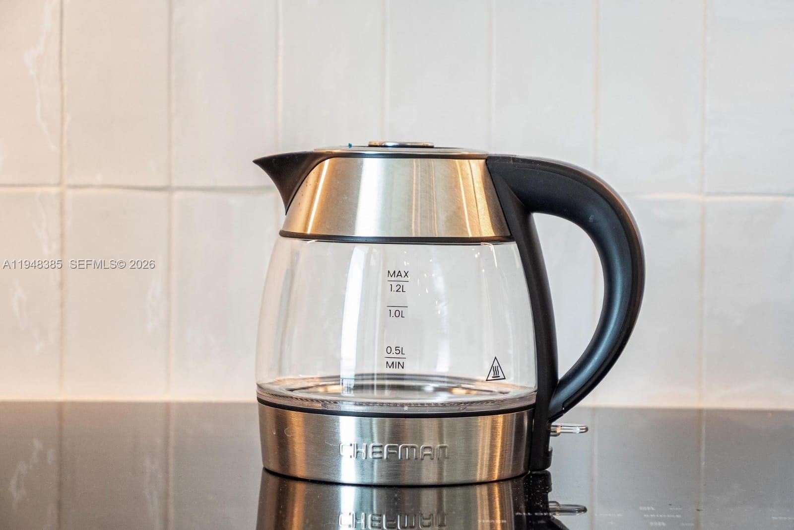 159 Northeast 6th Street, Unit 5101 Miami, FL 33132 - Photo 32 of 47 a view of entryway