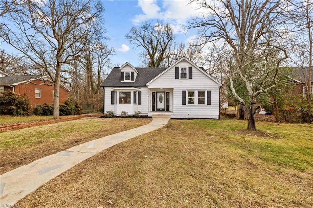 415 Spring Street Thomasville, NC 27360 - Photo 2 of 32