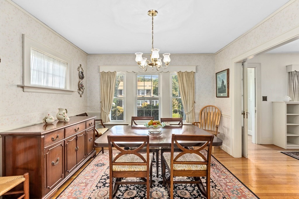 40 Hawthorn Road Braintree, MA 02184 - Photo 3 of 37 Gallery Image 3