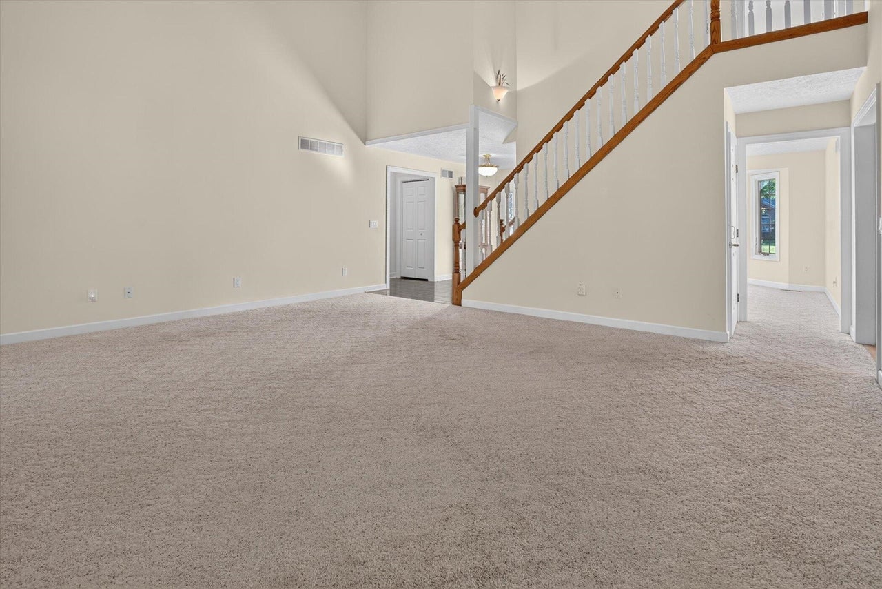 4729 Dimond Way Dimondale, MI 48821 - Photo 11 of 76 Gallery Image 11
