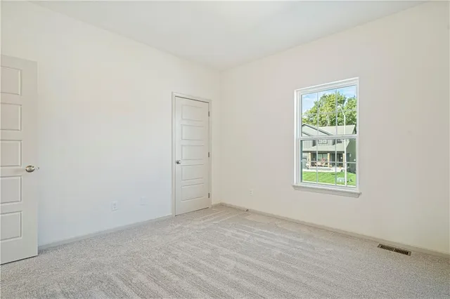 $444,900 | 988 Poplar Lane, Liberty, MO 64068