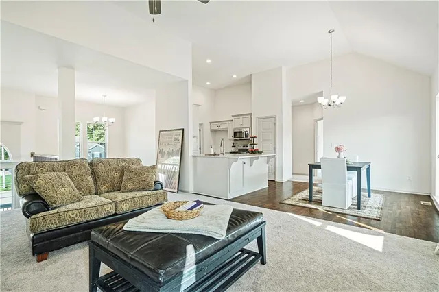 $444,900 | 988 Poplar Lane, Liberty, MO 64068