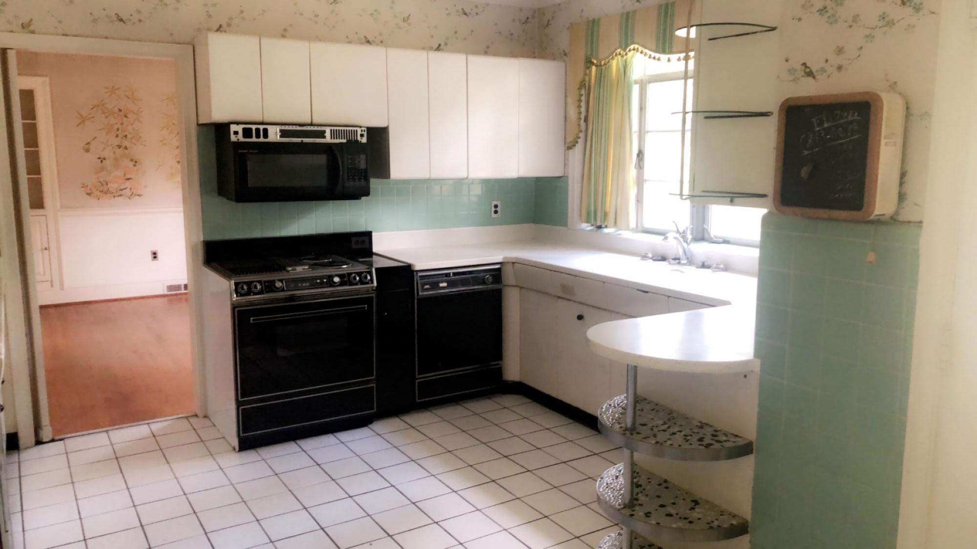 414 Churchill Road Walterboro, SC 29488 - Photo 9 of 21 ch9