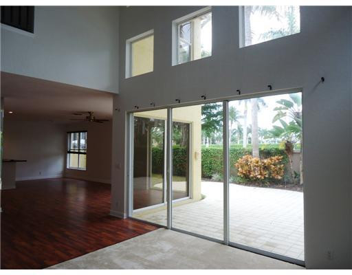 6470 Northwest 42nd Way Boca Raton, FL 33496 - Photo 5 of 24 Living Room