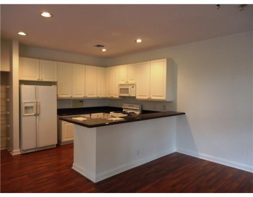 6470 Northwest 42nd Way Boca Raton, FL 33496 - Photo 7 of 24 Kitchen