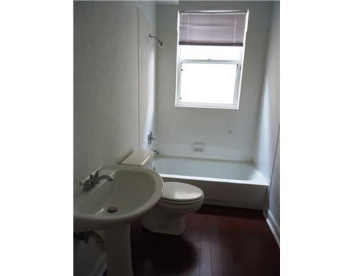 6470 Northwest 42nd Way Boca Raton, FL 33496 - Photo 10 of 24 Bathroom