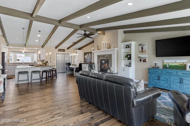 $535,000 | 530 Follow Through Drive, Yakima, WA 98901