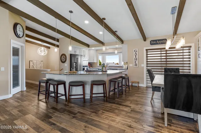 $535,000 | 530 Follow Through Drive, Yakima, WA 98901