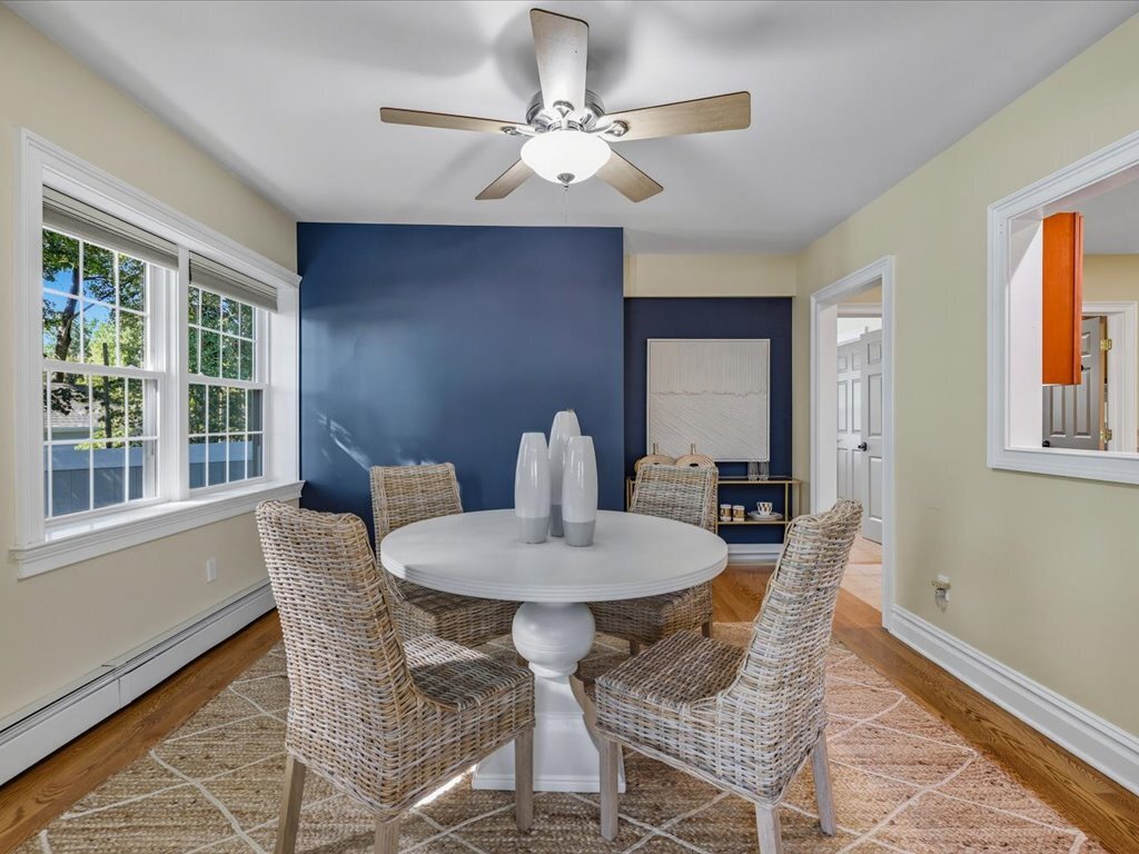 217 Huntington Road Stratford, CT 06614 - Photo 7 of 39 a dining room with furniture and window