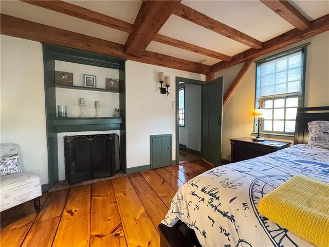 $5,500 | 9 Thames Street, Newport, RI 02840