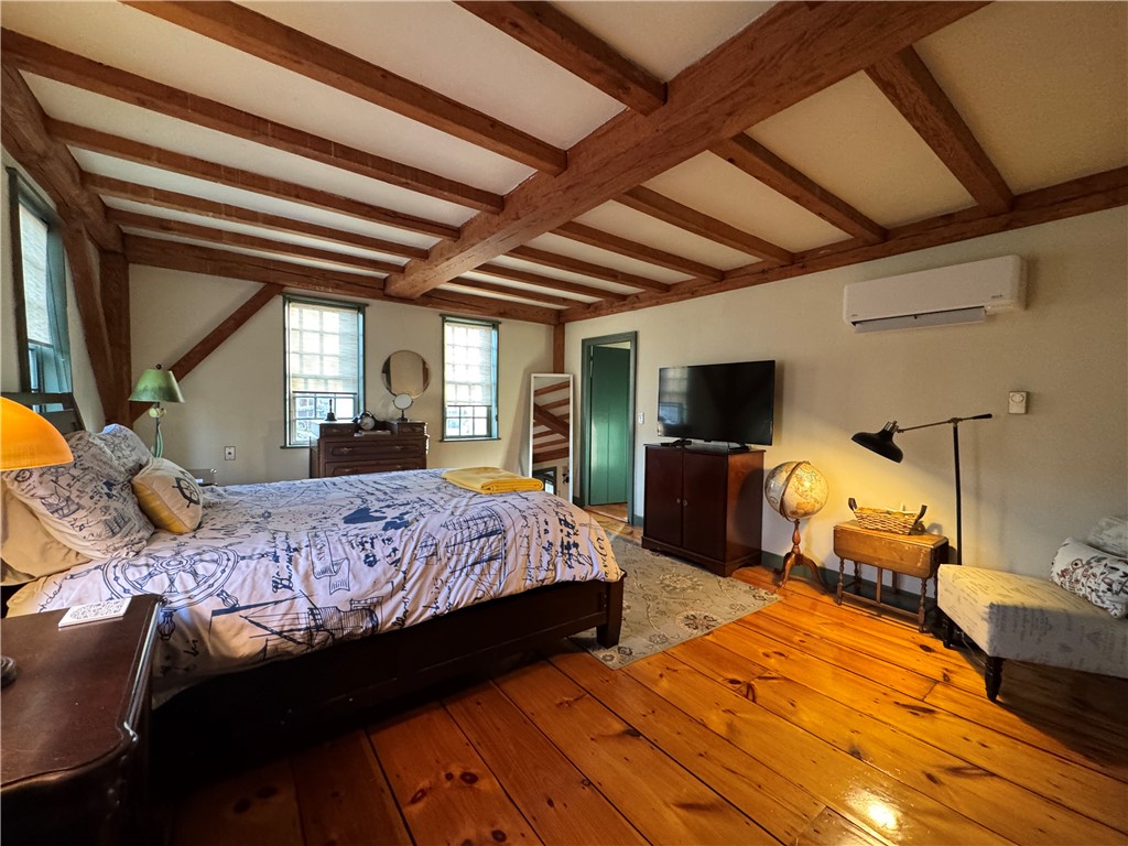 9 Thames Street Newport, RI 02840 - Photo 21 of 30