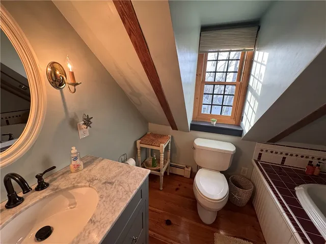 $5,500 | 9 Thames Street, Newport, RI 02840